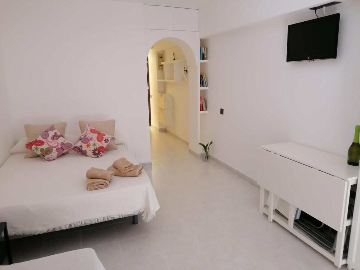 Estudio Sagitario Benalmádena Buitenkant foto
