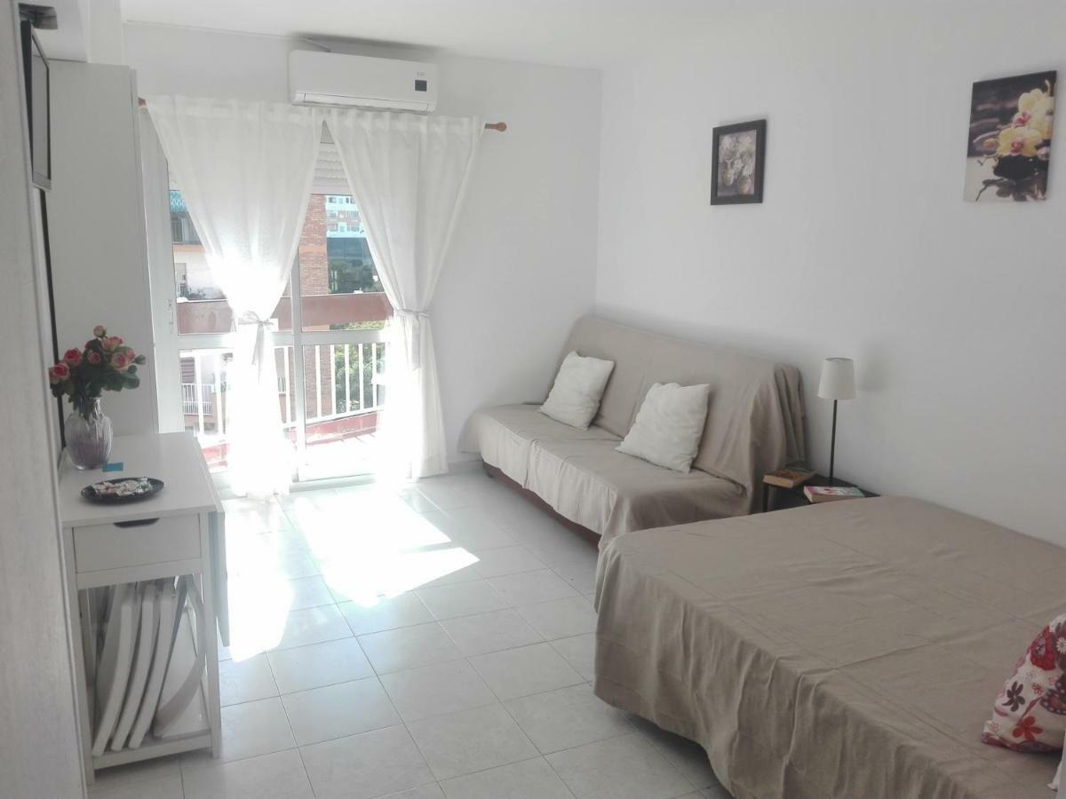 Estudio Sagitario Benalmádena Buitenkant foto